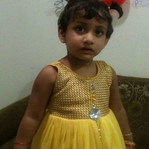 Meet your Posher, Runa